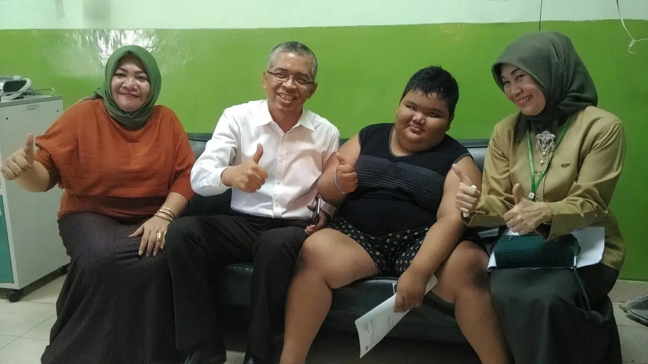 Rizki, bocah obesitas asal Palembang Akan Dapat Pendampingan Guru Jelang UTS (Liputan6.com/Nefri Inge)