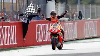 Marc Marquez saat menjadi juara dunia MotoGP 2013. (MotoGP.com)