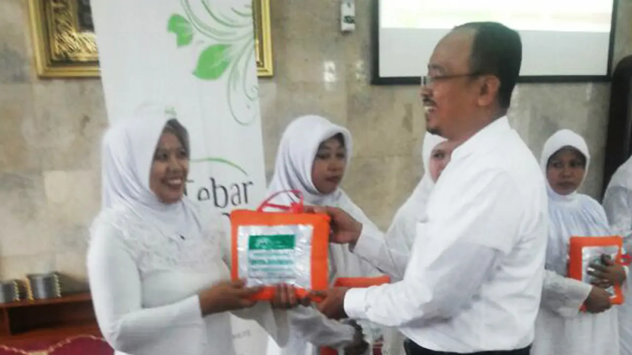 Sambut Ramadan, YMN Tebar 10.000 Mukena 