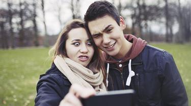 Bukan Yang Seksi Pria Lebih Suka Wanita Yang Lucu Suka Bercanda Lifestyle Fimela Com