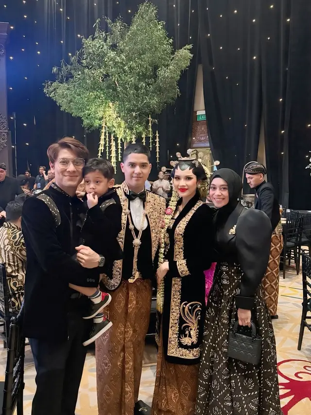 Lesti Kejora Kondangan Pernikahan Al Ghazali, Outfit Hitamnya Curi Perhatian