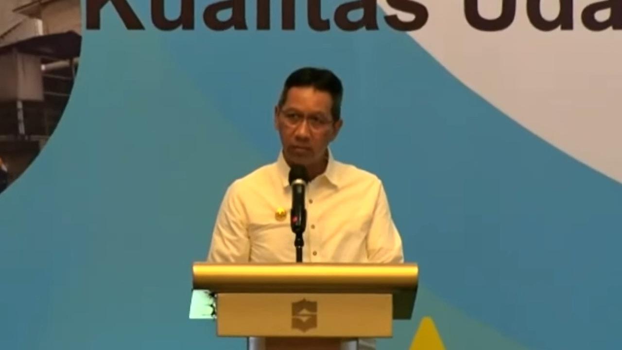 Penjabat (Pj) Gubernur DKI Jakarta Heru Budi Hartono meminta penyiraman air menggunakan water mist atau penyemprot air dari gedung tinggi di Jakarta nantinya tak menggunakan air PAM.