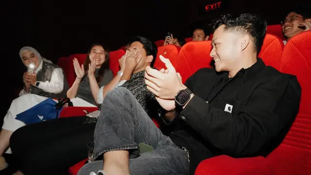 Momen ulang tahun Thariq Halilintar. [Foto: Instagram/aaliyah.massaid]