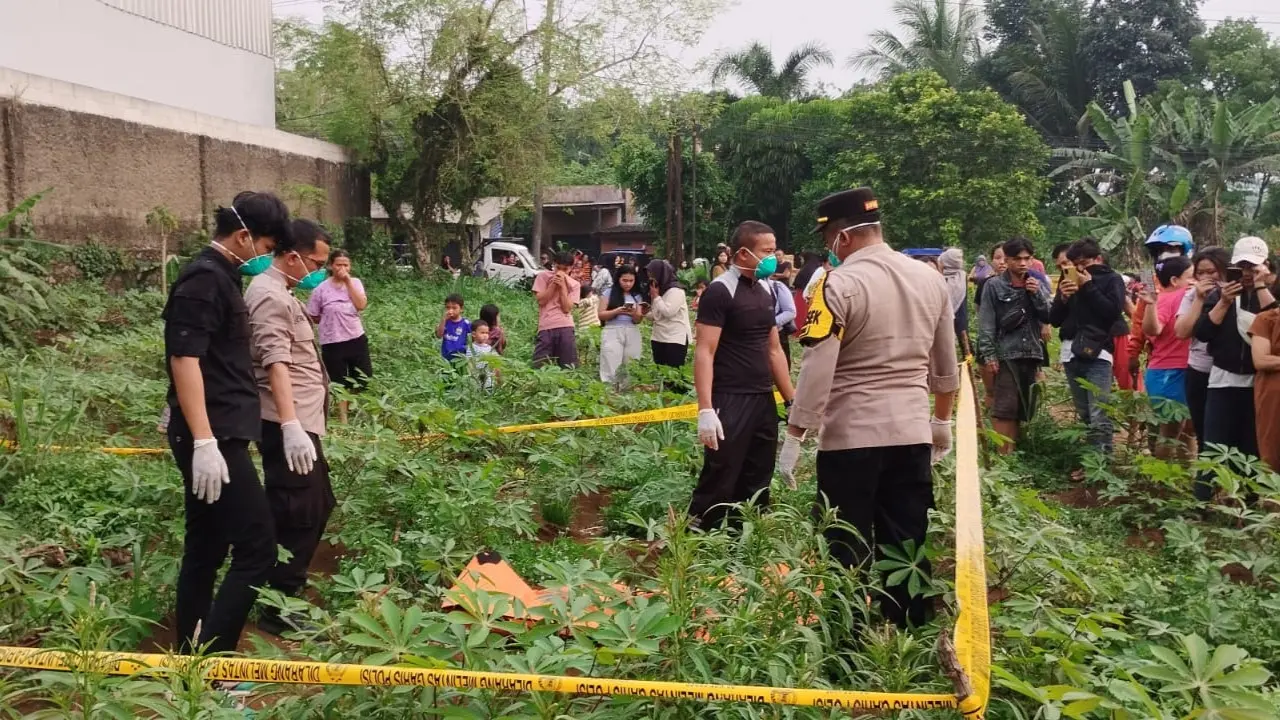 Warga Desa Rancabungur, Kecamatan Rancabungur, Kabupaten Bogor, digegerkan penemuan mayat wanita tanpa busana, Selasa (8/10/2024) (Istimewa)