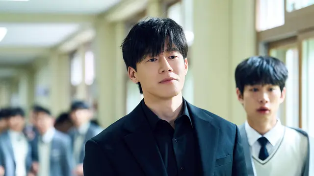 Kim Mu Yeol dalam Drakor Teach You A Lesson. (Netflix via Soompi)