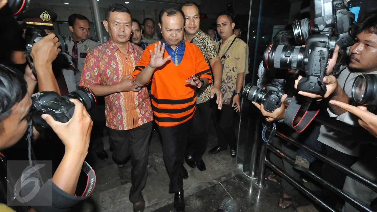 20151023-Jumat Keramat, KPK Tahan Rio Capella