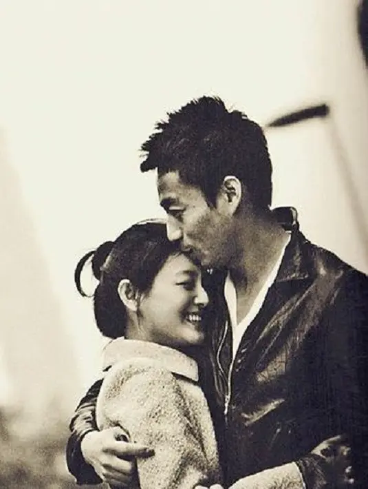 Seperti diketahui, Barbie Hsu menikah dengan seorang pengusaha bernama Wang Xiaofei pada 2010 silam. Suaminya itu sendiri berumur lebih muda darinya. (Foto: instagram.com/barbiehsu_das)