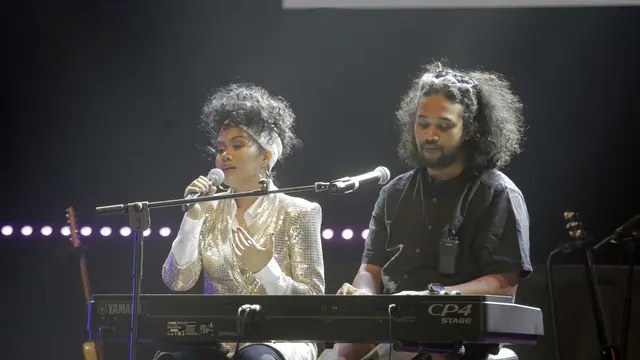 Yura dan kakak kandungnya