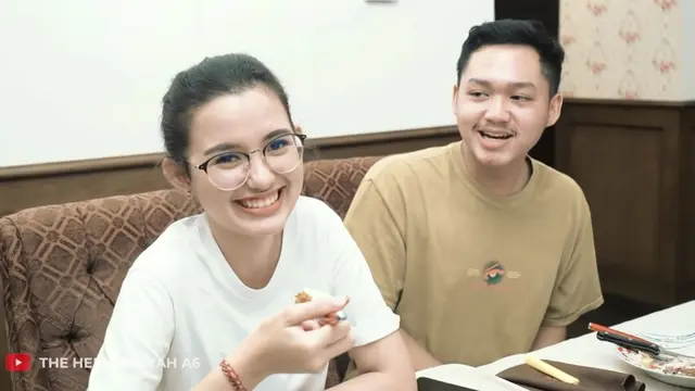 Potret Dapur Sarah Menzel