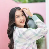 Ilustrasi perempuan dengan kulit glowing. (c) Shutterstock/220 Selfmade studio