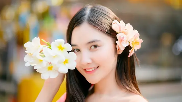 kalem bunga tersenyum kepribadian baik