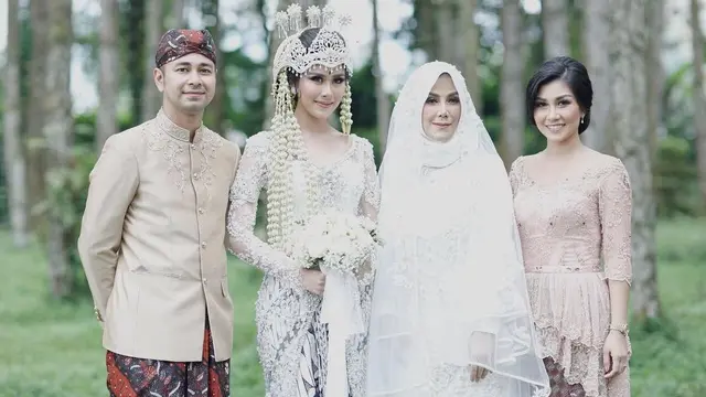 [Bintang] Pernikahan Syahnaz Sadiqah dan Jeje Govinda