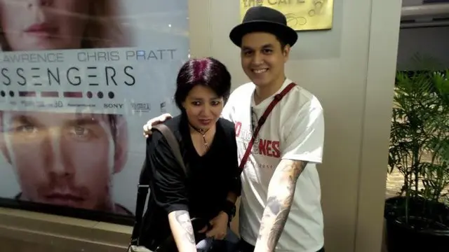 WHOOPS: Kevin Julio Pasang Tato Wajah Perempuan
