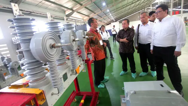 PT Arlisco Elektrika Perkasa, perusahaan peralatan listrik yang merupakan mitra PT PLN, resmi mengoperasikan pabrik di Legok, Tangerang, Baten. Liputan6.com