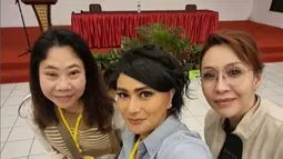 Sebelum pentahbisan, Tamara dan suami juga mengikuti Diklat Calon Pendeta Pratama di BPD DKI Jakarta GBI pada Januari 2025. Persiapan yang matang ini menunjukkan keseriusan dan komitmen mereka dalam melayani Tuhan. (Liputan6.com/IG/@tamarageraldine74)