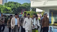 Anggota Dewan Pertimbangan Presiden (Wantimpres) Habib Luthfi bin Yahya menemui Presiden Joko Widodo atau Jokowi di Istana Kepresidenan Jakarta, Selasa (8/8/2023). (Liputan6.com/Lizsa Egeham)