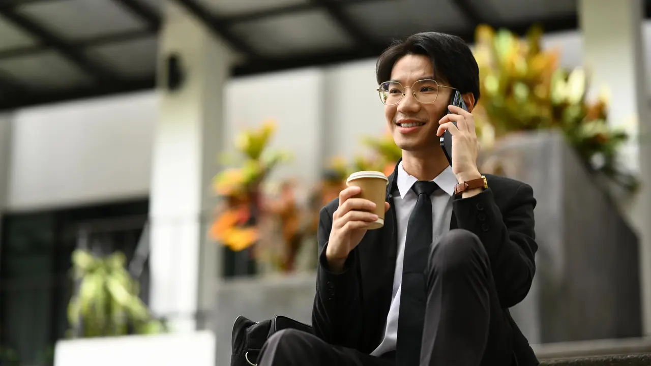 Sering Beraktivitas Seharian? Ini Simple Grooming Routine untuk Pria