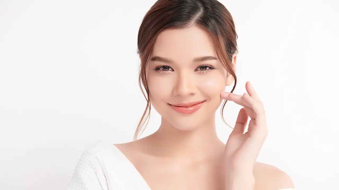 Viral di Kalangan Beauty Enthusiast, Toner Wondermis Ini Rahasia Makeup Anti Geser Saat Liburan