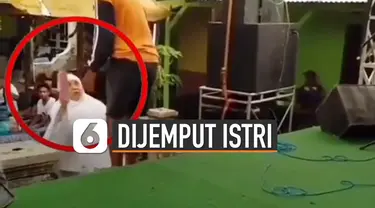 Video lucu pria dijemput istri saat sedang joget bersama biduan viral di media sosial.