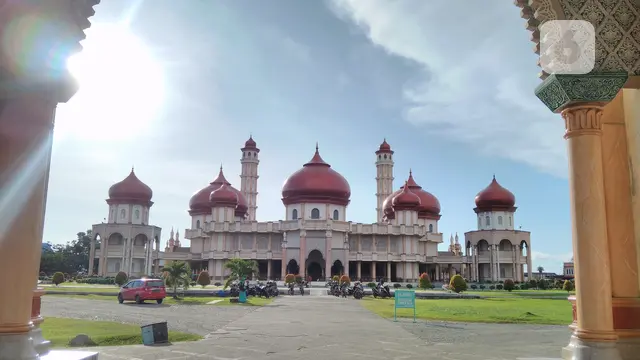 Masjid Agung Baitul Makmur Meulaboh