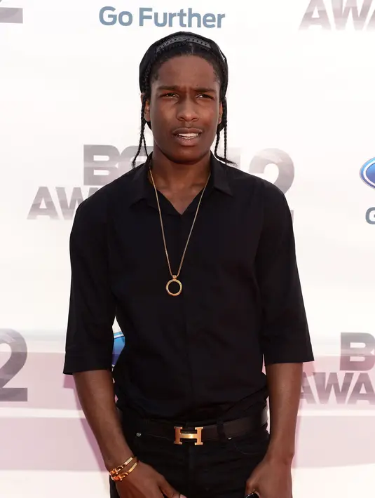Pria yang terakhir adalah A$AP Rocky. Ya, rapper ini sangat beruntung membuat Kendall Jenner jatuh cinta dengannya. A$AP dan Kendall resmi pacaran dan hubungan keduanya berjalan serius. (AFP/Bintang.com)