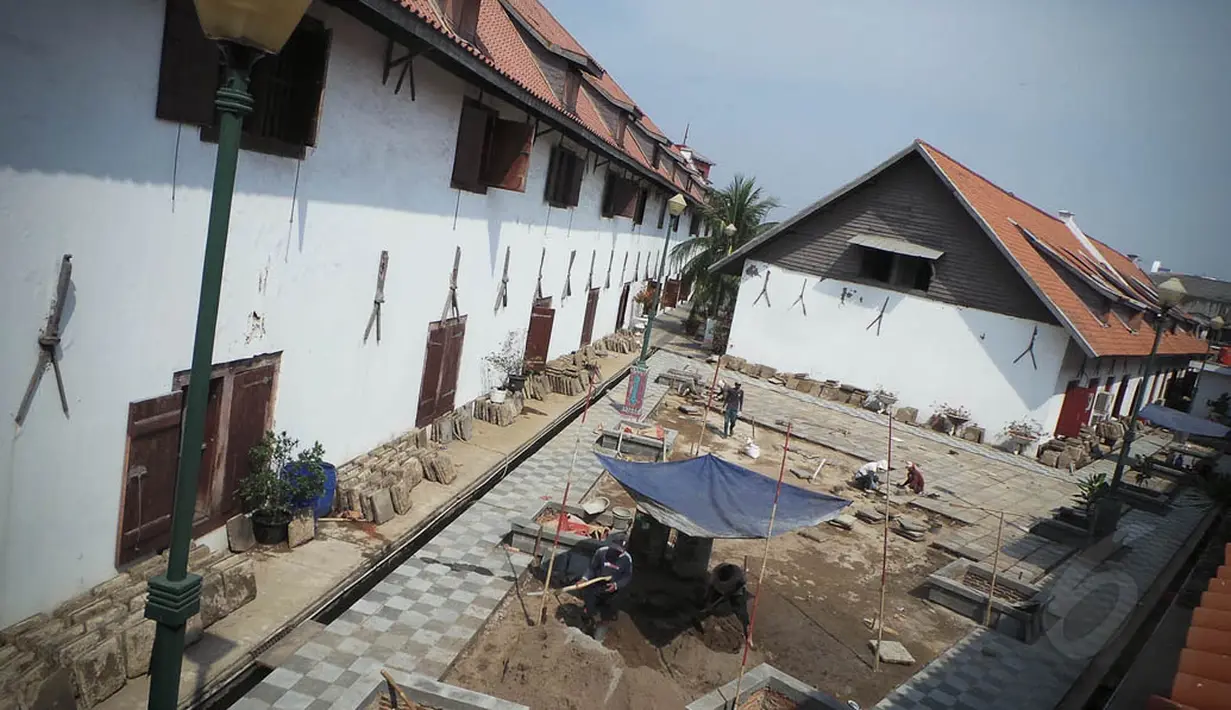 Untuk melihat museum ini, pengunjung akan dikenai tiket masuk sebesar Rp 5 ribu untuk dewasa dan Rp 2 ribu untuk anak-anak, Jakarta, (9/9/14). (Liputan6.com/Faizal Fanani)