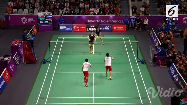 Ganda putri Indonesia, Greysia Polii / Apriani Rahayu melangkah ke semifinal setelah mengalahkan Tang Jinhua/Zheng Yu dalam tiga set.