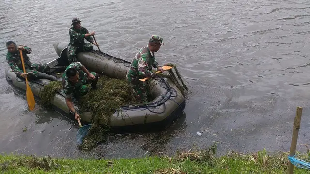 Tanam Bibit di Hulu Citarum, Prajurit Siliwangi Nginap di Barak