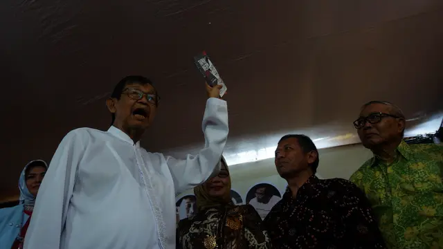 Ajip Rosidi