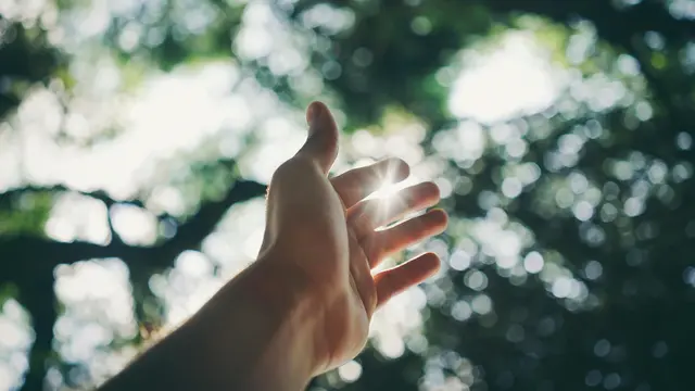 Ilustrasi paparan sinar matahari