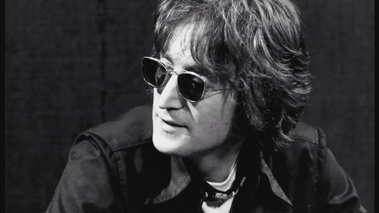 [Bintang] John Lennon