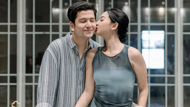 7 Potret Glenca Chysara Rayakan Ulang Tahun Rendi Jhon Ini Tampil Curi Perhatian
