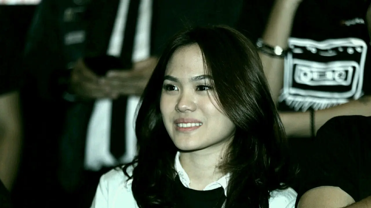 [Bintang] Cara Sheryl Sheinafia Akting Menangis di Film Galih dan Ratna