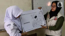 Para pelajar juga diberikan pemahaman terkait prosedur evakuasi jika terjadi gempa bumi. (Liputan6.com/Herman Zakharia)