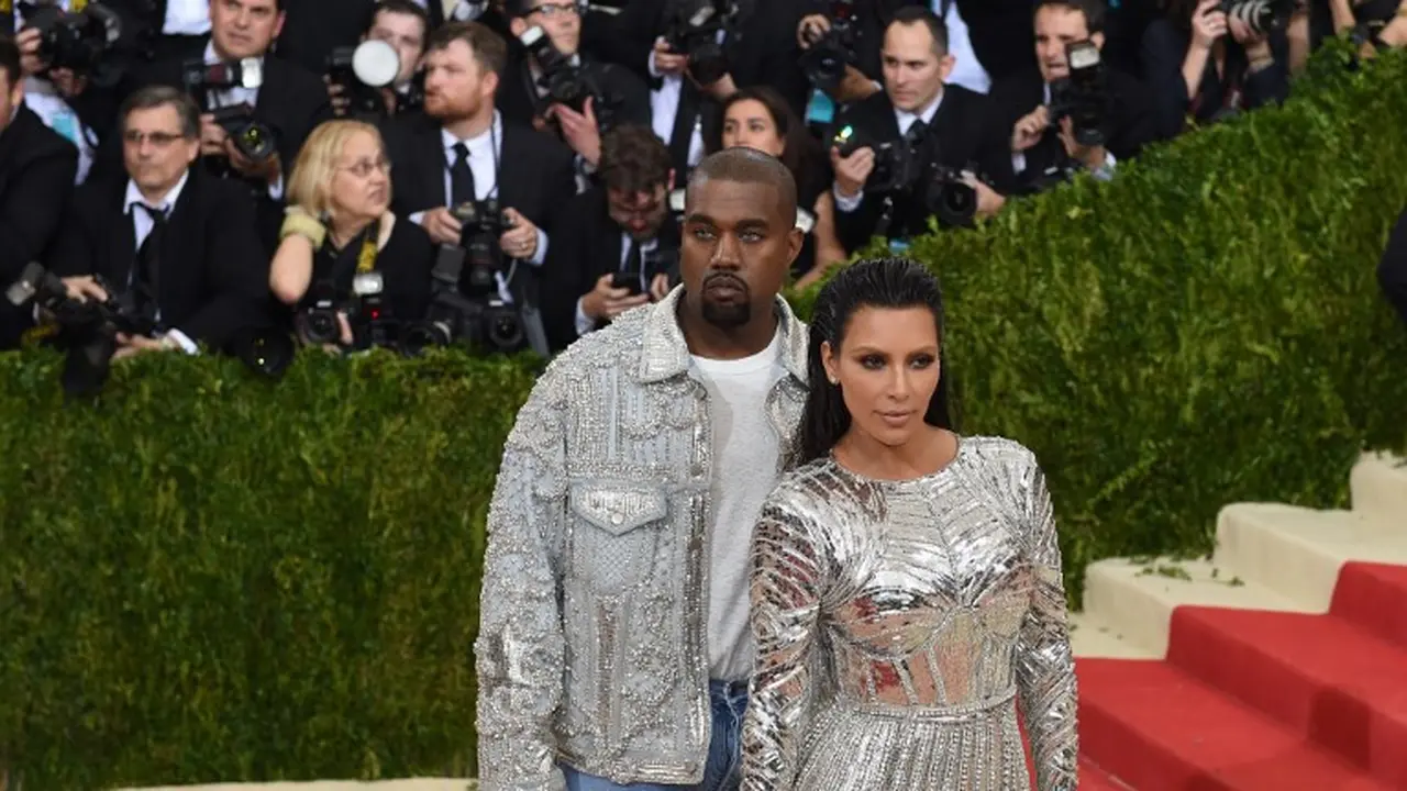 [Bintang] Kim Kardashian - Kanye West