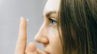 Menggunakan Softlens Saat Sedang Berpuasa, Apakah Bisa Membatalkan?