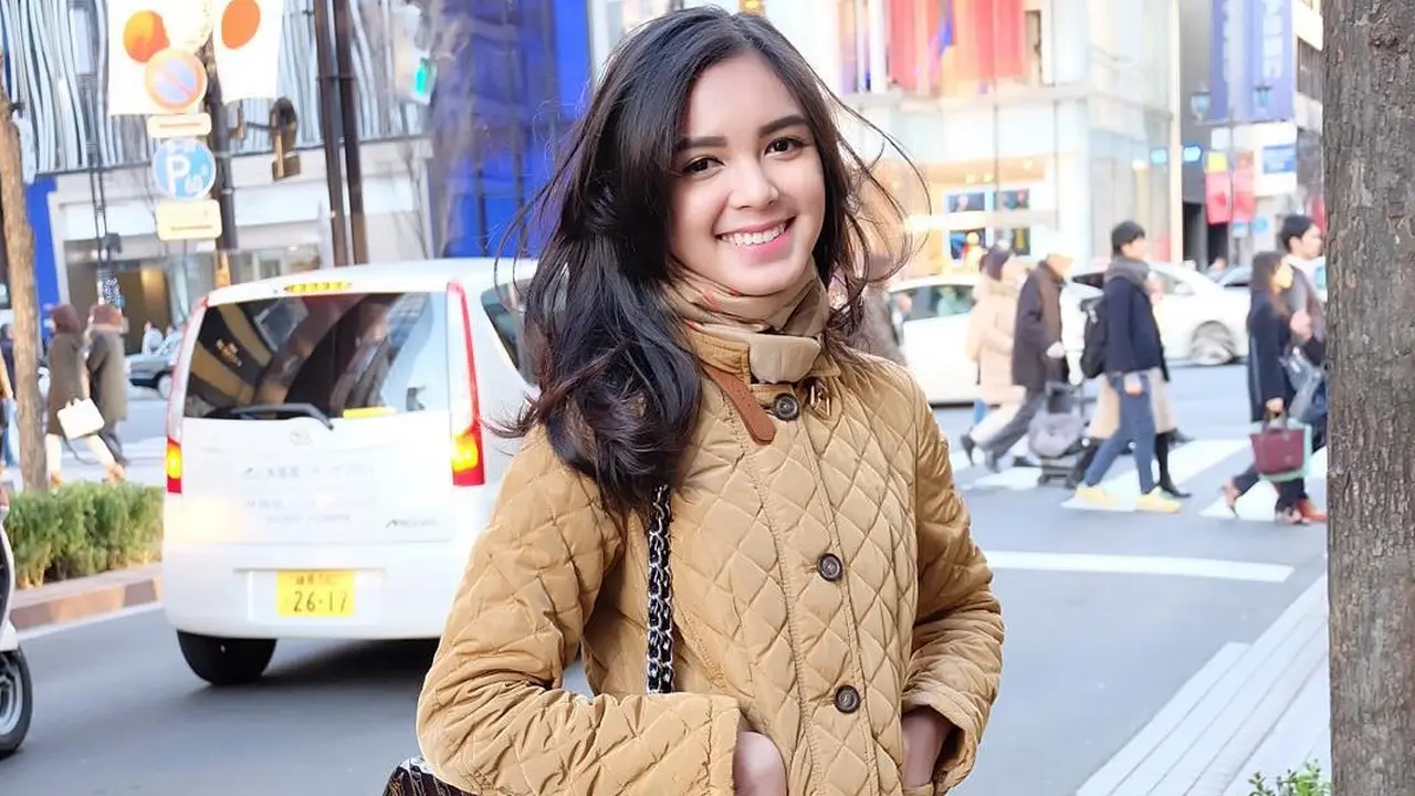 Pesona Claudia Andhara Mylka