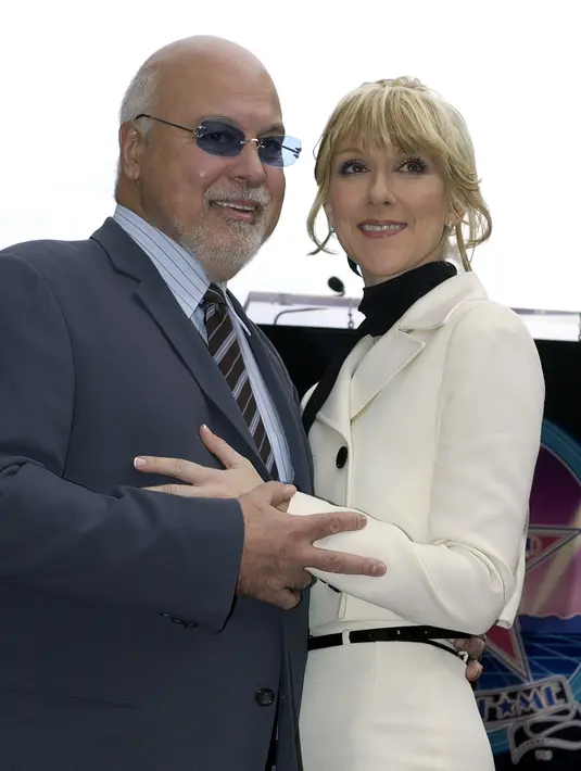Rene Angelil adalah sosok yang sangat berjasa untuk kehidupan Celine. Ia adalah manajer dari snag istri selama sehat dan semasa hidup. (AFP/Bintang.com)
