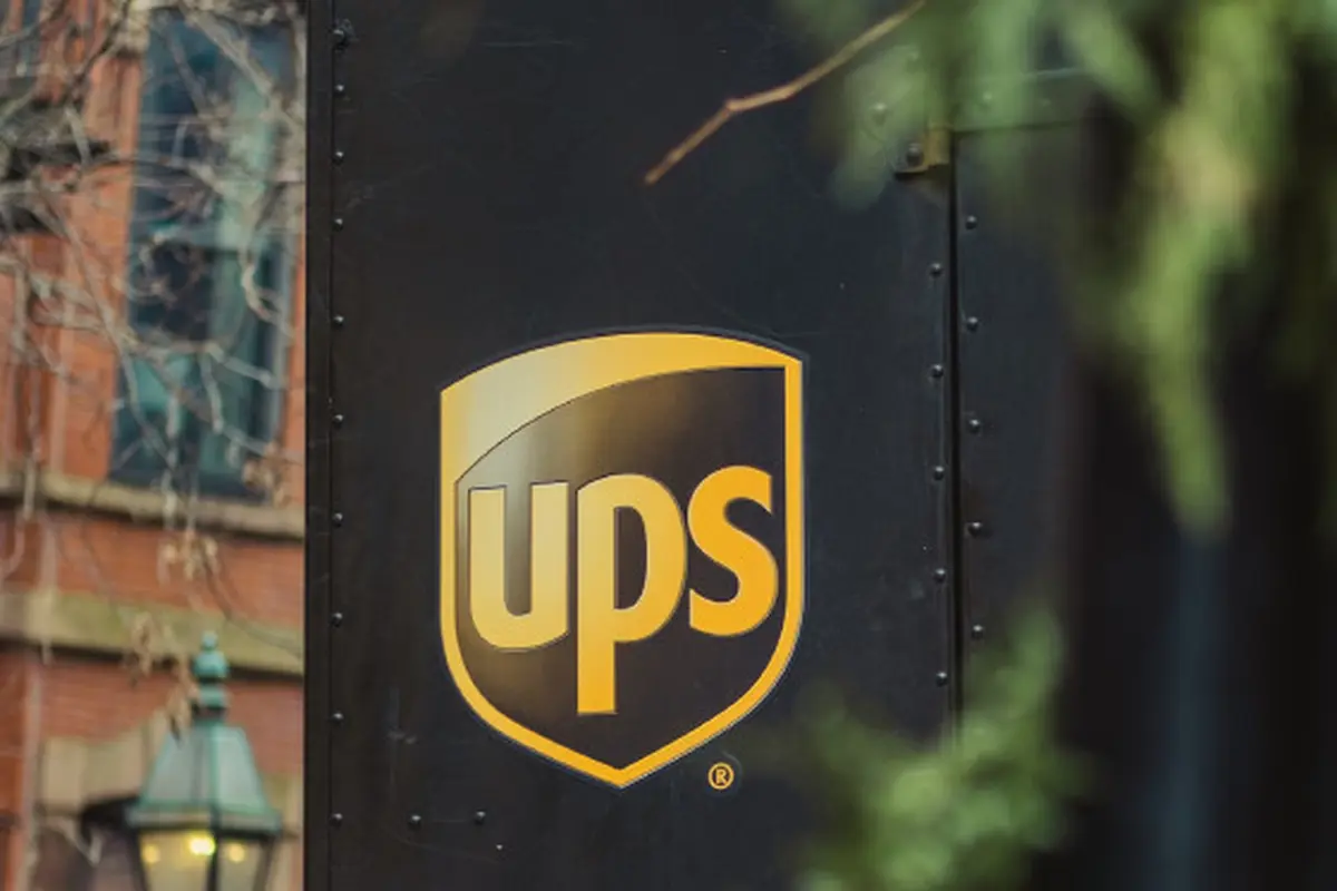 Ilustrasi perusahaan UPS. Credit: Ty Lee/Unsplash
