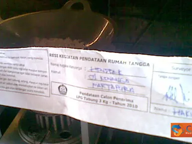 Citizen6, Kalimantan: Meskipun di Kalimantan Selatan telah dilaksanakan konfersi mitan ke gas tetapi, masih ada 20 kk di Desa Kenanga Tunggul Ireng yang masih menggunakan mitan. (Pengirim: Hendra)