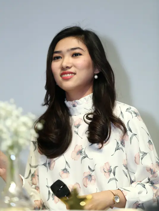 Beruntung, kedua orantuanya sangat mendukung mimpinya. Dan setelah menyelesaikan pendidikan di bangku SMA, ia langsung dimasukan ke sekolah musik. “Orangtua support banget aku masuk sekolah musik setelah SMA,” tambahnya. (Nurwahyunan/Bintang.com)