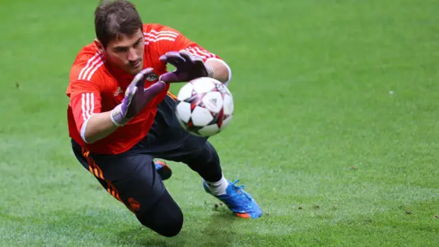 10 Penyelamatan Heroik Iker Casillas di Real Madrid
