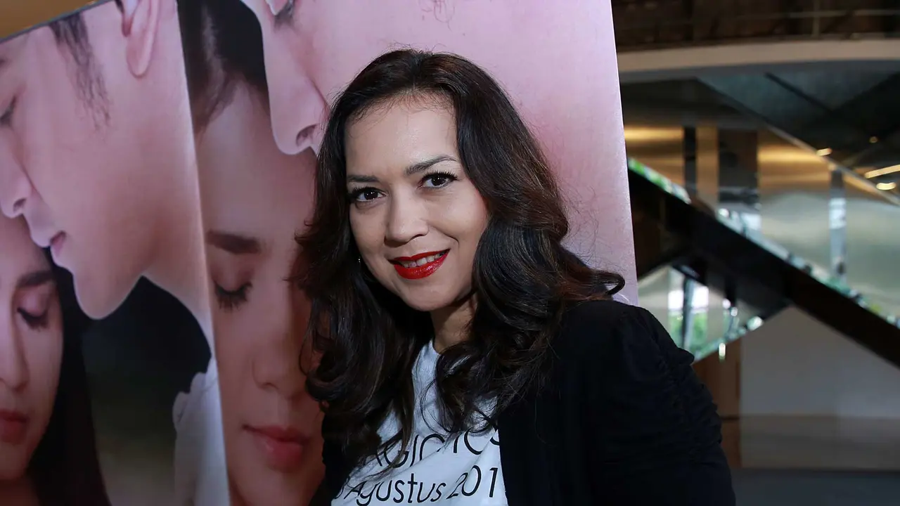 Ira Wibowo