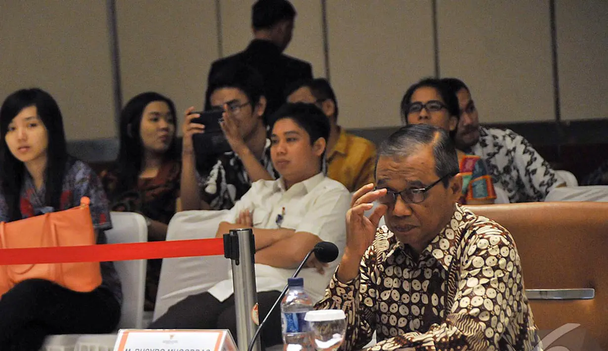 Menurut Busyro, KPK memiliki dua kelemahan utama yang paling mendasar, Jakarta, Kamis (9/10/2014) (Liputan6.com/Miftahul Hayat)