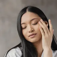 Ilustrasi perempuan cantik dan tenang/copyright freepik.com