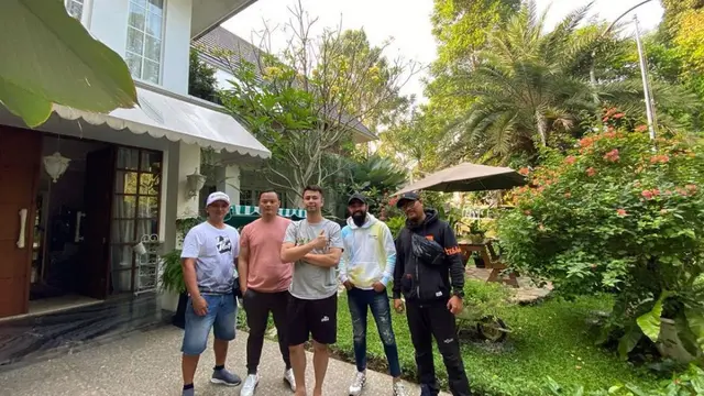 Menengok Taman Rumah Raffi Ahmad yang Indah dan Mewah