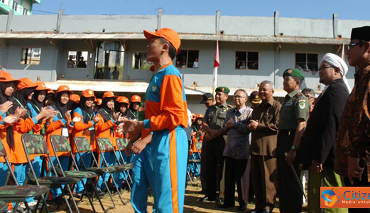 Citizen6, Sukabumi: Dalam Kegiatan PPBN itu para santri akan dibekali materi tentang bela Negara, kepemimpinan terapan, kewirausahaan, pengembangan  pribadi, out bound dengan metode pendekatan fun learning. (Pengirim: Pendam3)