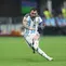 Pemain Argentina Lionel Messi  melakukan  tendangan bebas selama pertandingan sepak bola babak 16 besar Piala Dunia antara Argentina dan Mesir di Atlanta, Selasa, 7 Juli 2026. (AP Photo/Colin Hubbard)