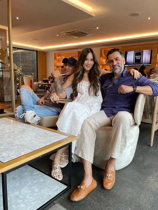 [Instagram/jeremythomas_jt]