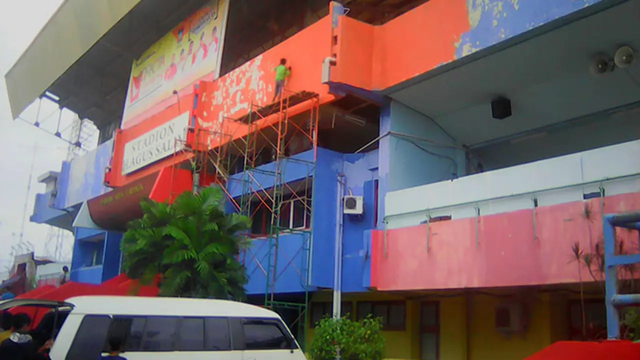 Stadion H. Agus Salim